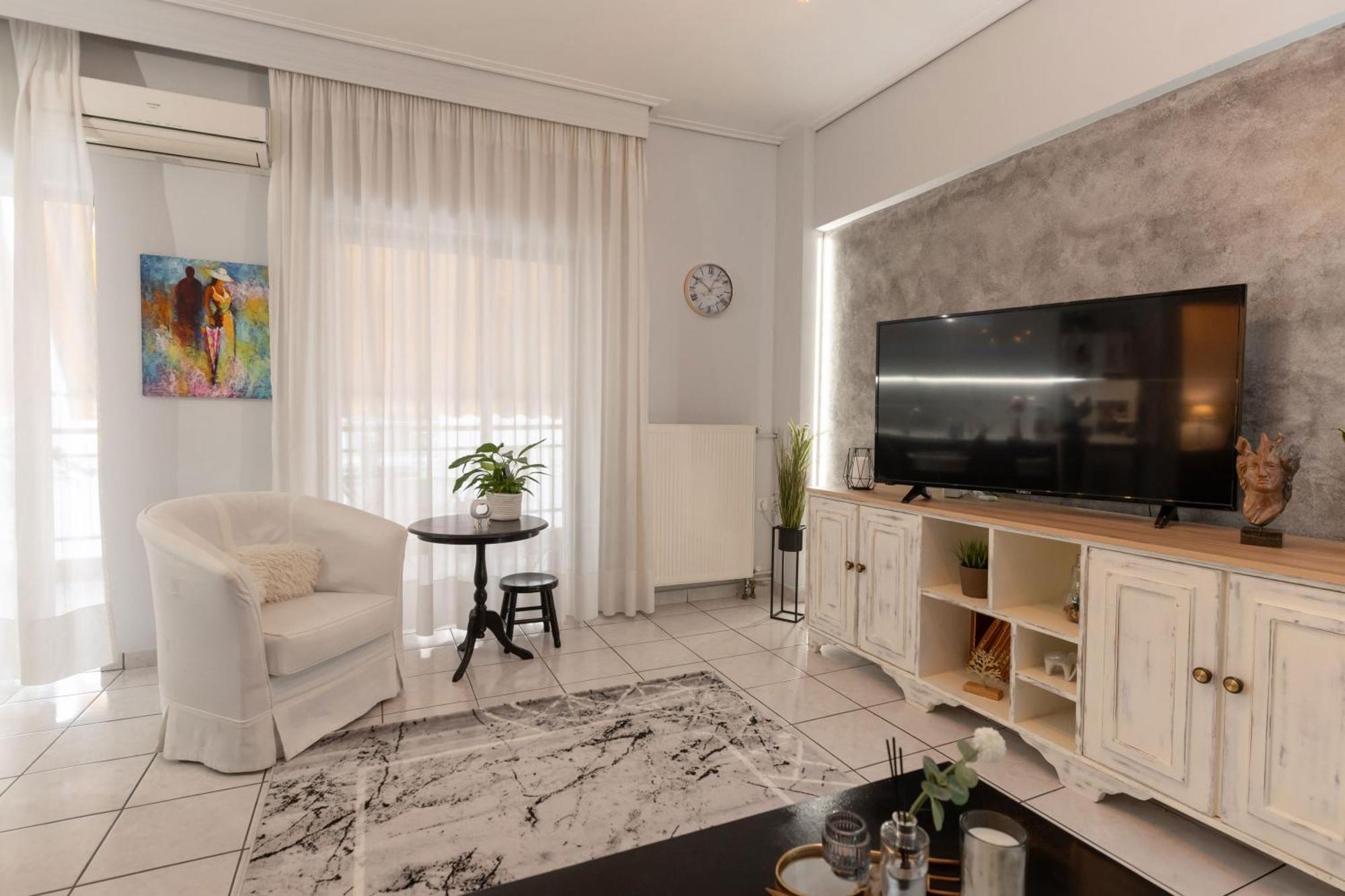 Unique Central Apartment Larissa Buitenkant foto